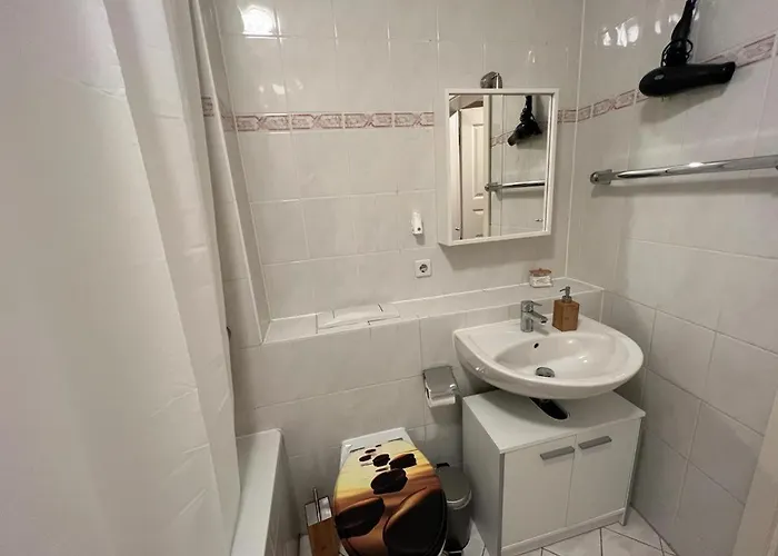 公寓 Ruby-apartment **zentrumsnah*balkon** 莱比锡